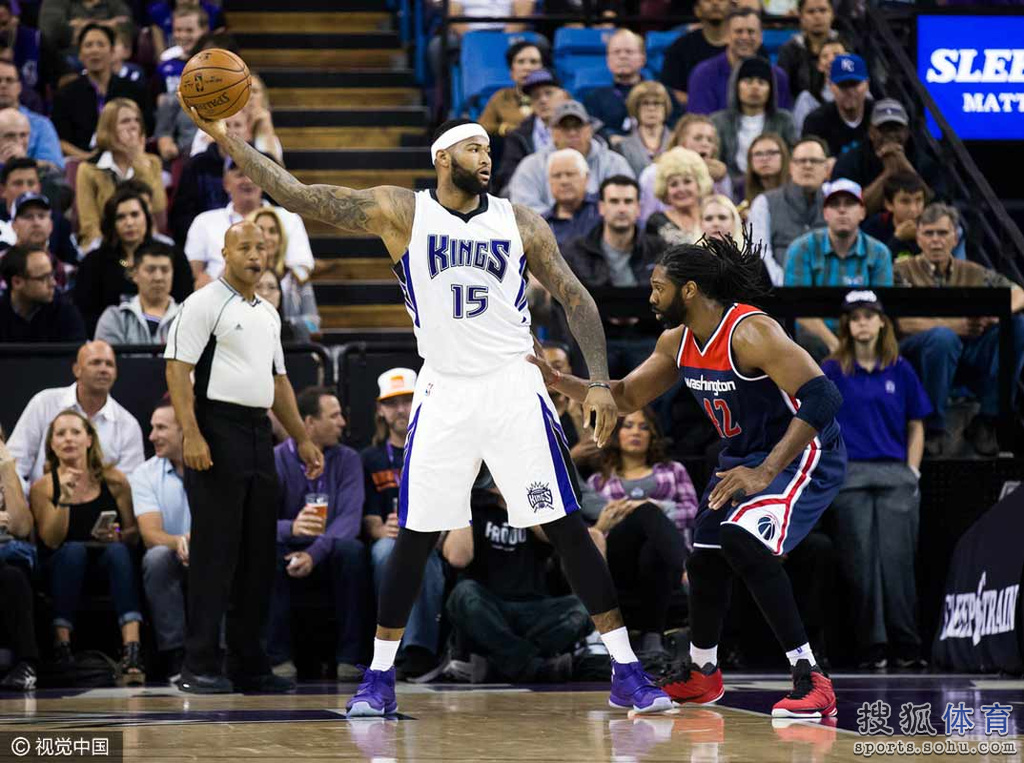  瓦塞尔三分精准马刺主场射落太阳